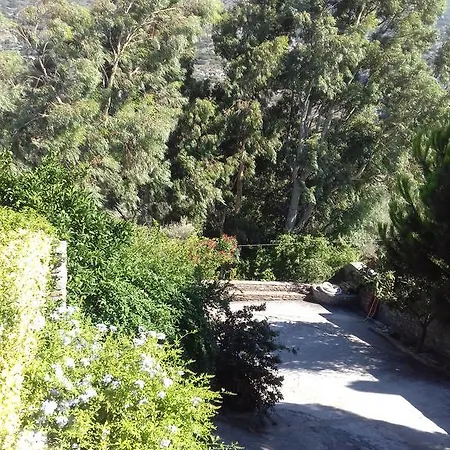 Villa Arion