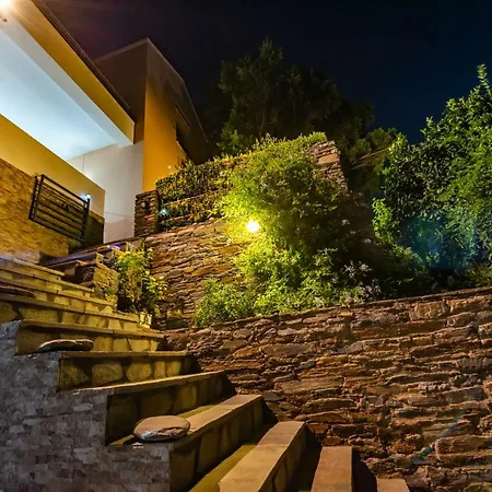 Arion Villa